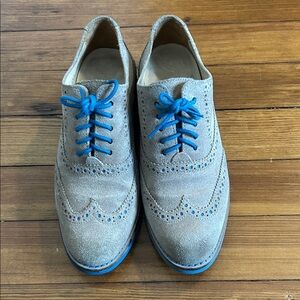 Women’s Cole Haan Tan Suede Oxfords with matching bright blue bottoms & laces.